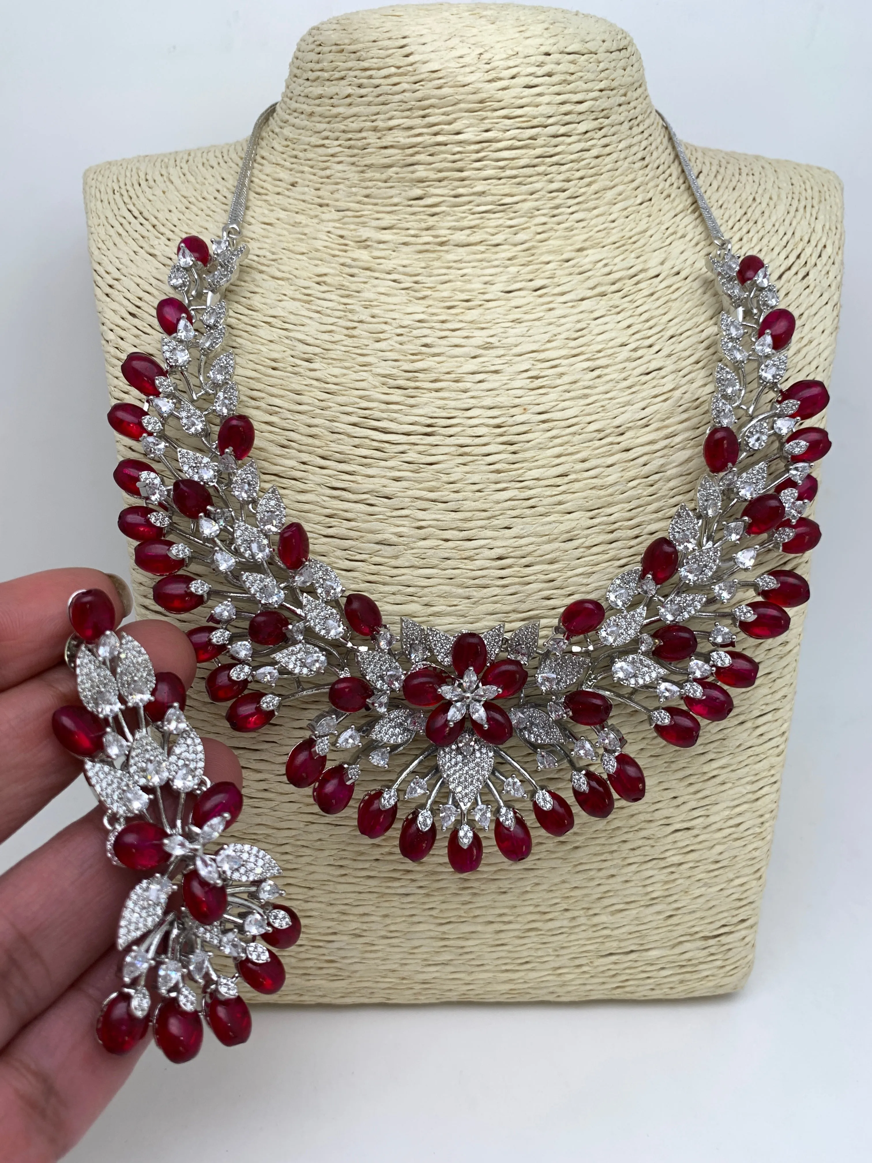 AD Deep Red Stone Silver Finish Neckline Short Neckalce