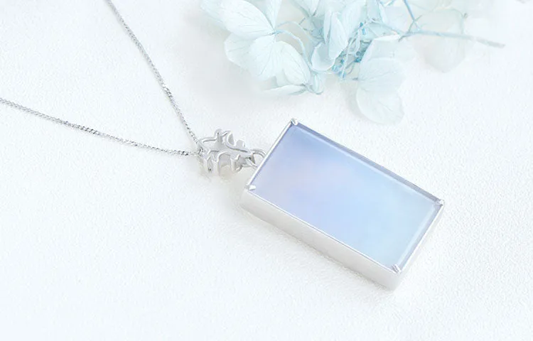 Castle Shaped Ladies Sterling Silver Moonstone Chalcedony Pendant Necklace for Women