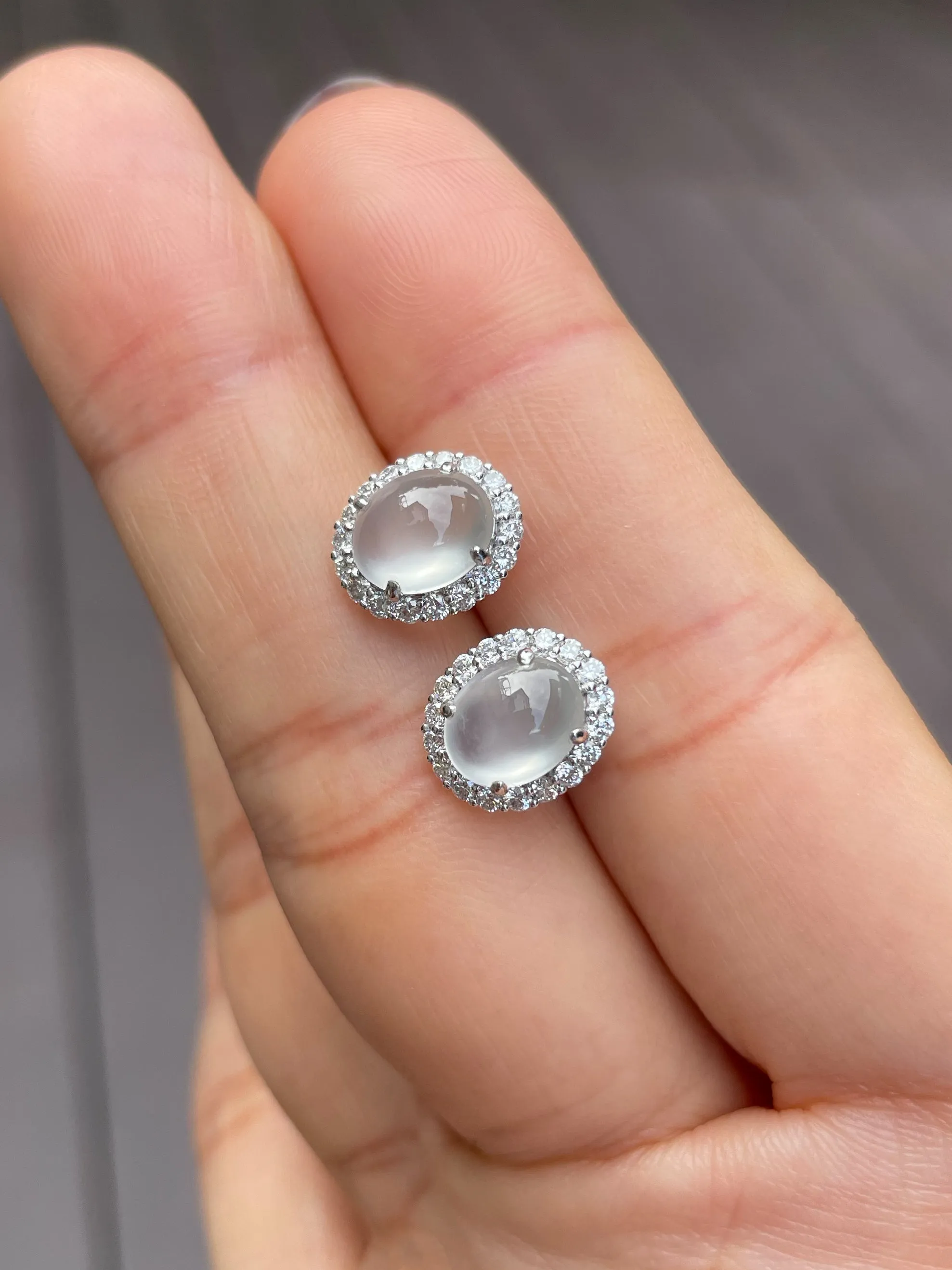 Glassy Jade Cabochon Earrings (NJE063)