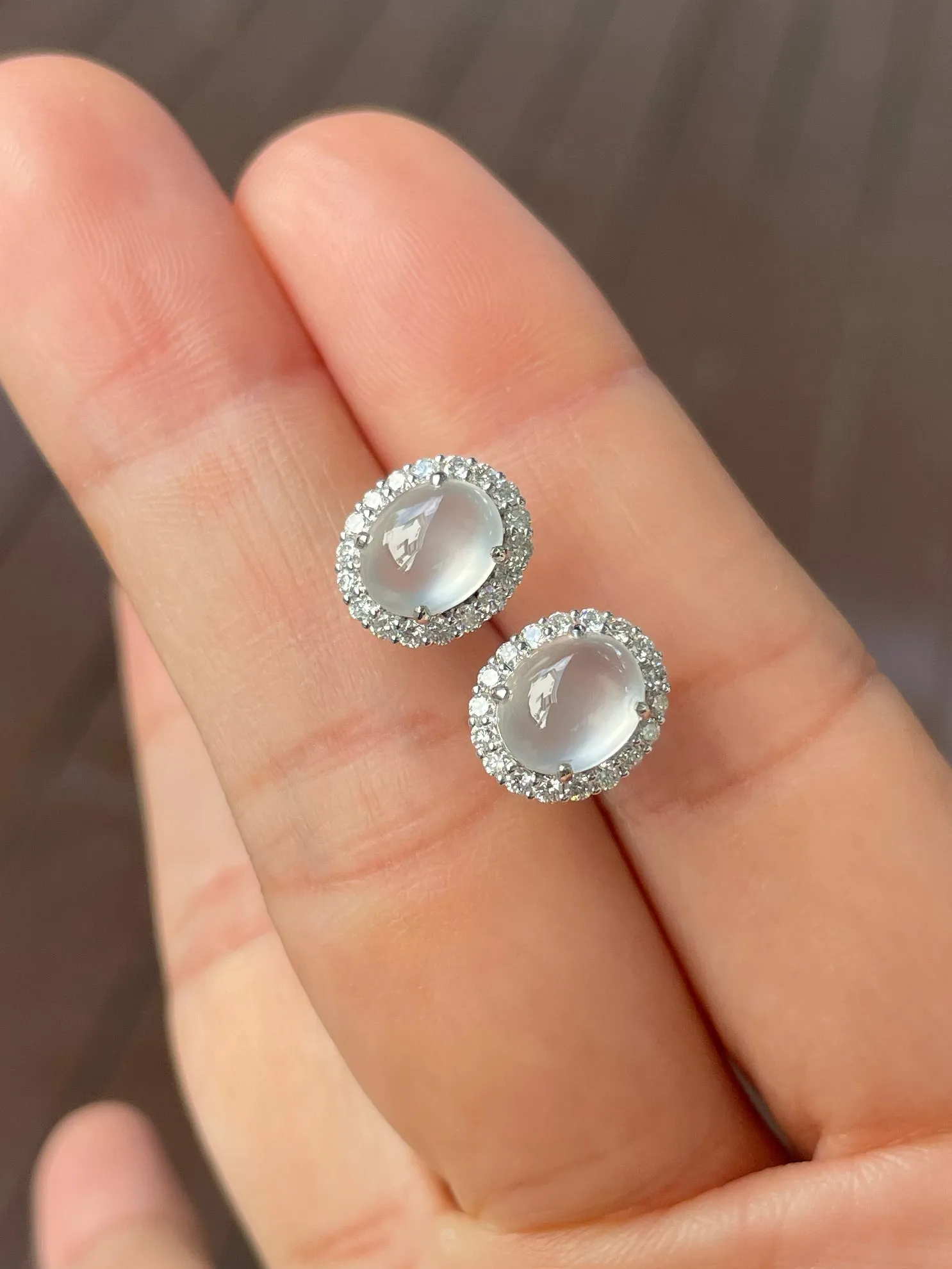 Glassy Jade Cabochon Earrings (NJE063)
