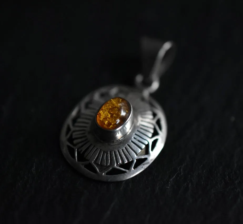 Handcrafted Vintage Baltic Amber Silver Sterling 925 Pendant