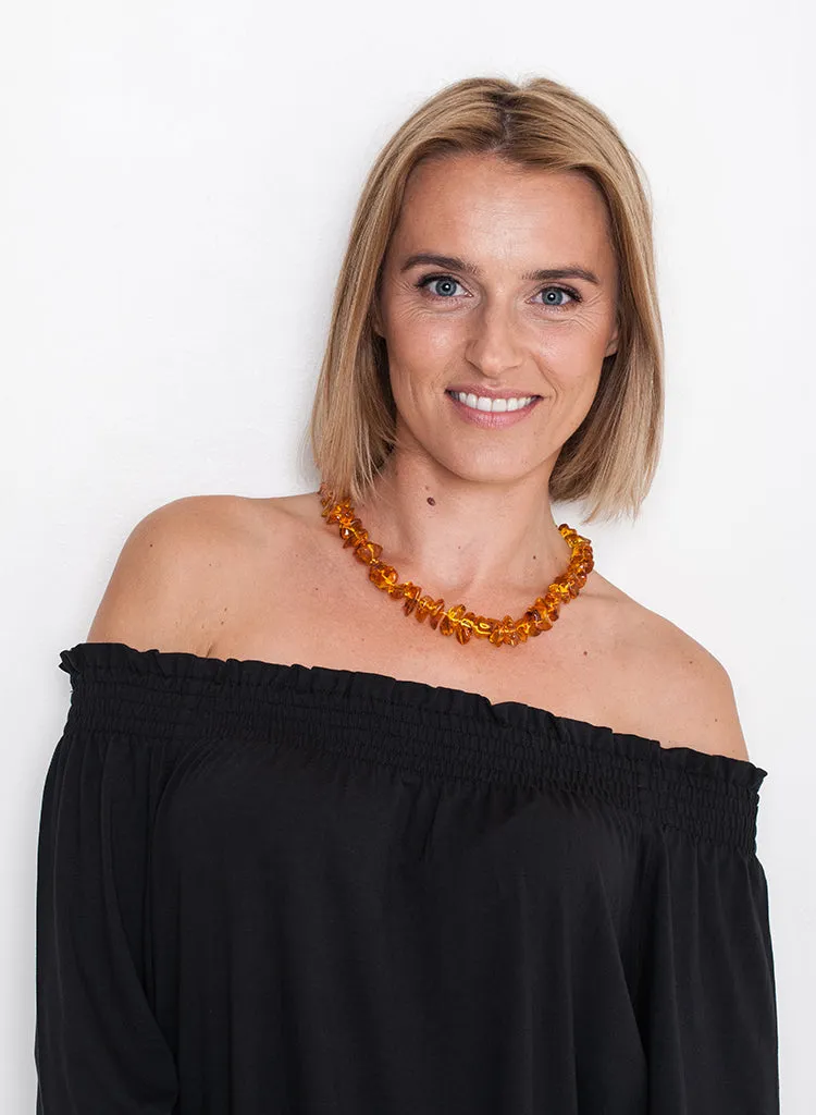 HONEY AMBER NECKLACE  - FOR A DECIDEDLY UNIQUE STYLE