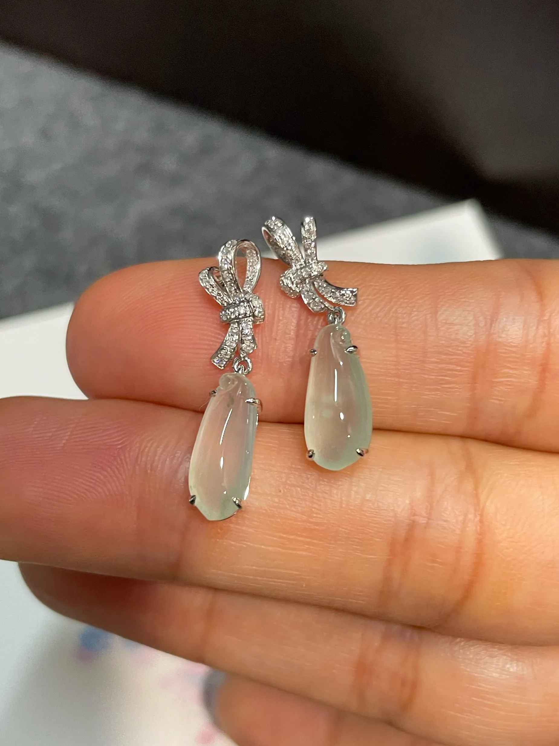 Icy Jade Earrings / Pendants (NJE146)