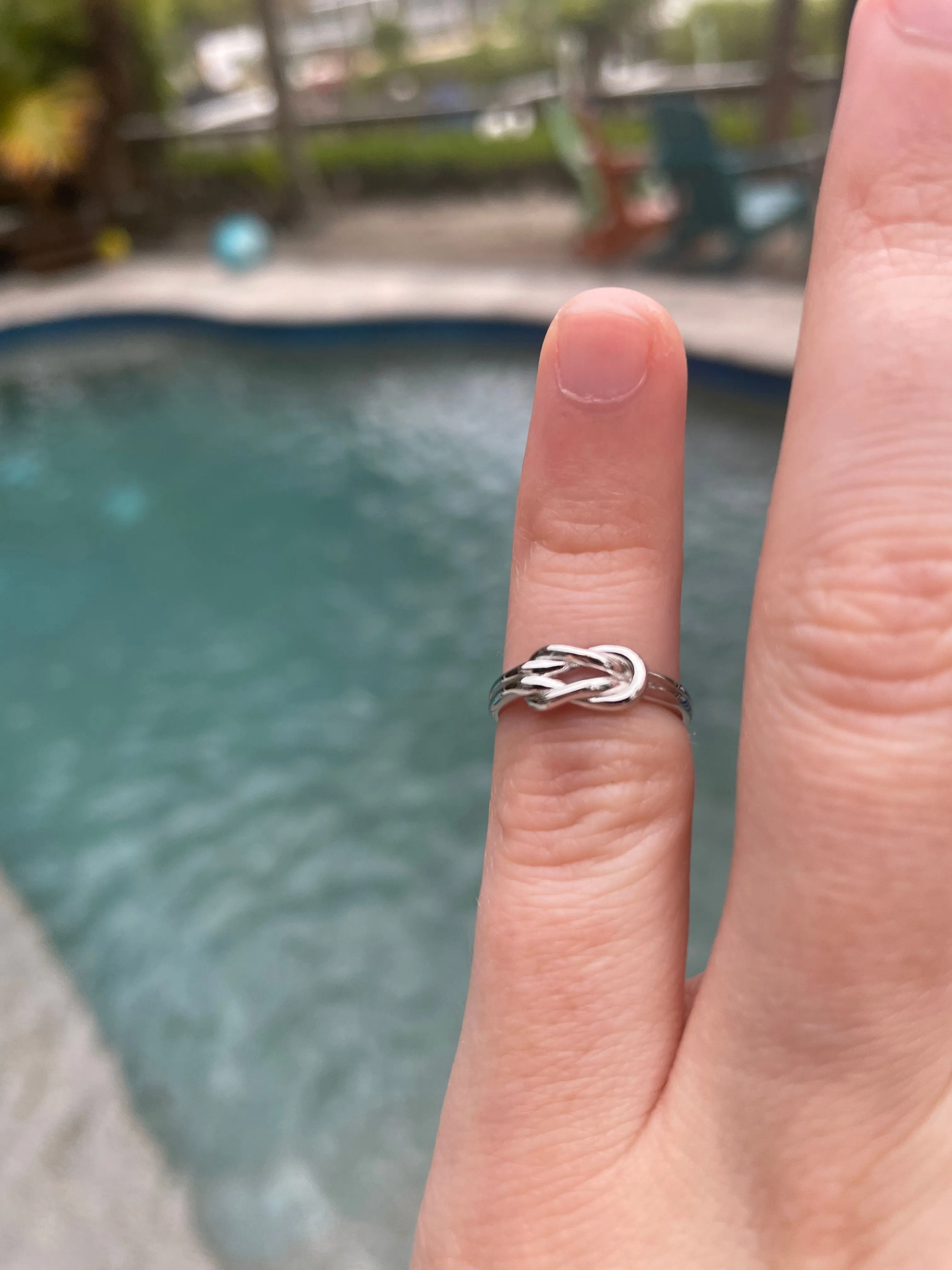 Ladies Knot Toe Ring with open shank from Nau-T-Girl in Silver